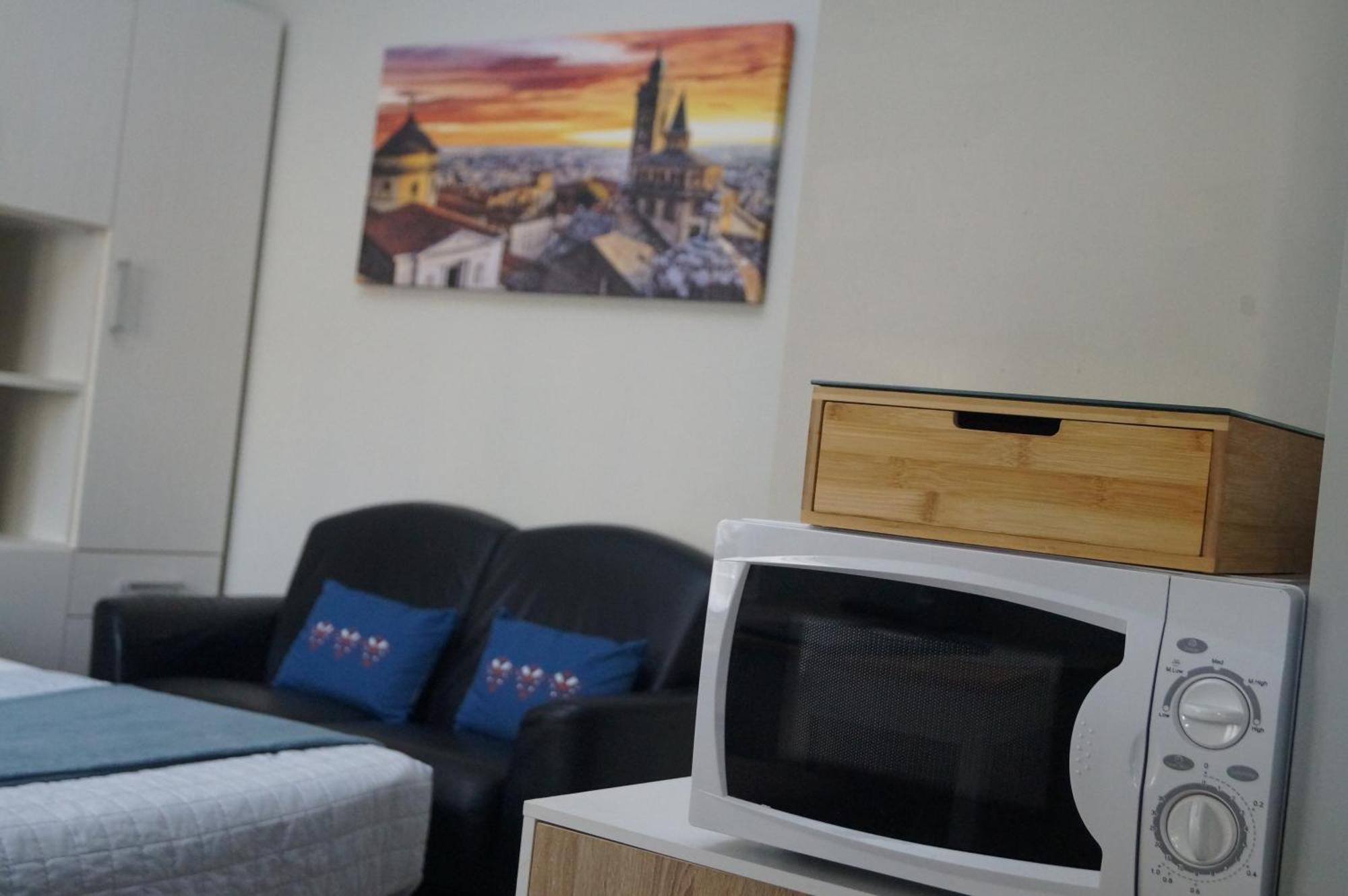 Bgy Central Apartments Bergamo Room photo